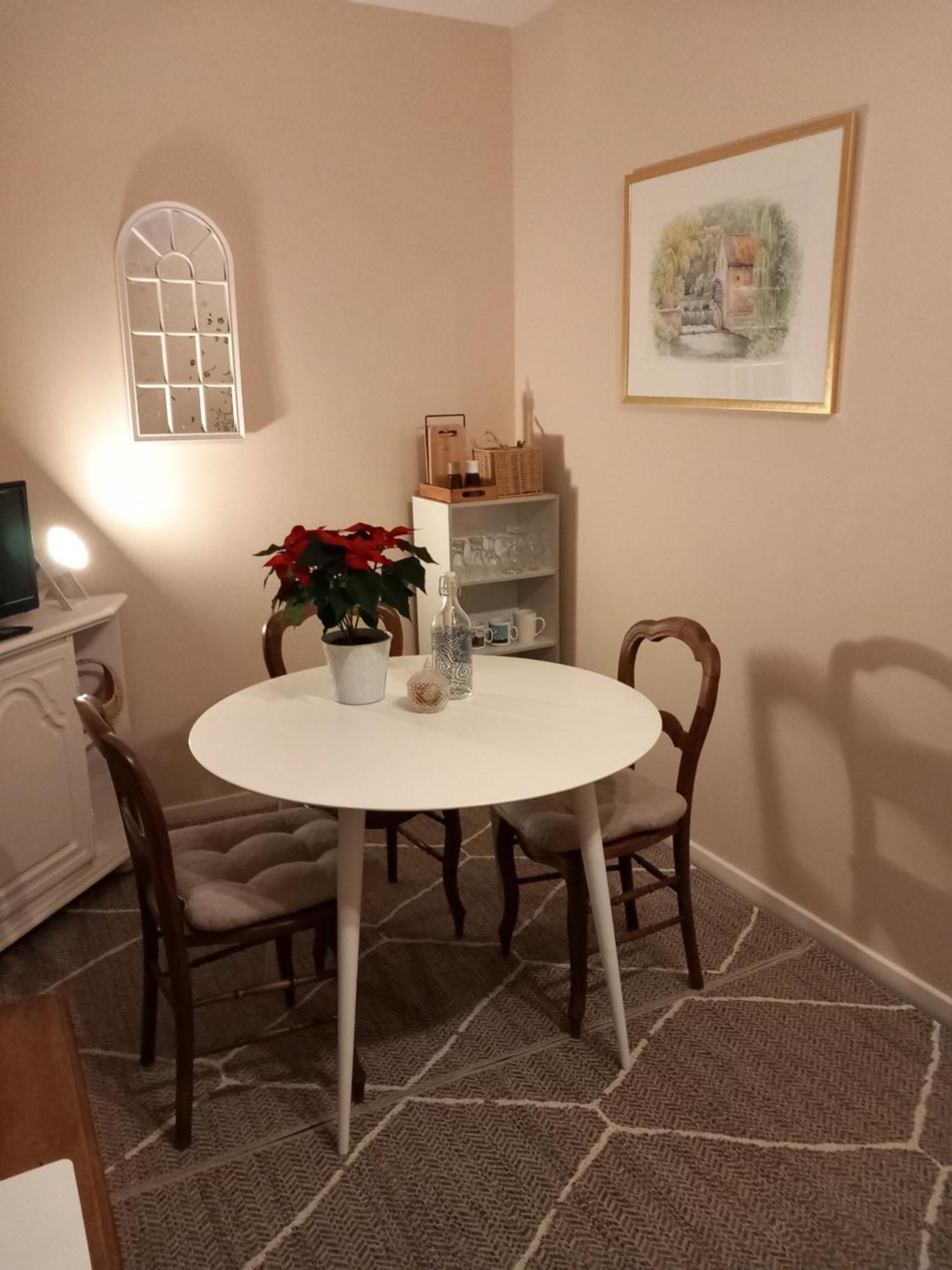 Bed and Breakfast Au Petit Nid Froissart Chimay Exterior foto
